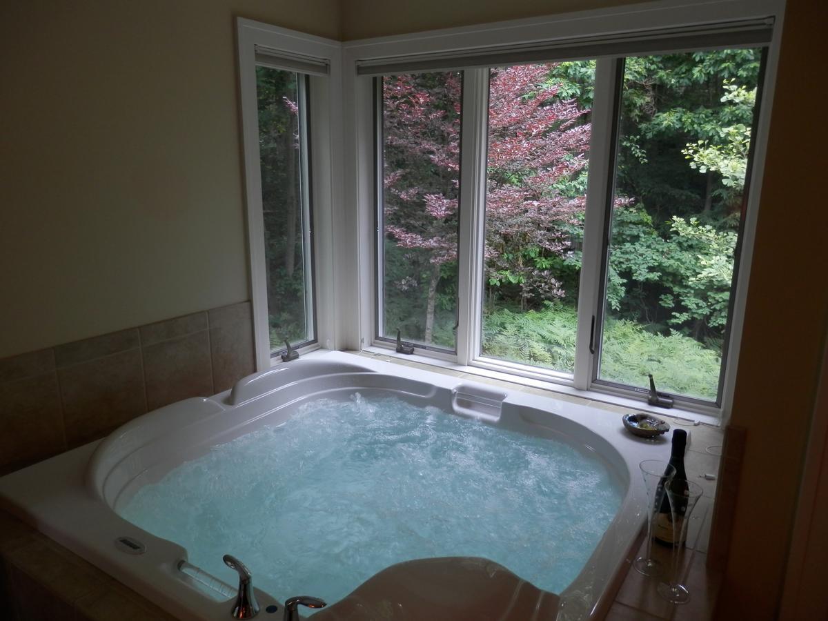 هولاند Pigeon Creek Inn - Adults Only المظهر الخارجي الصورة